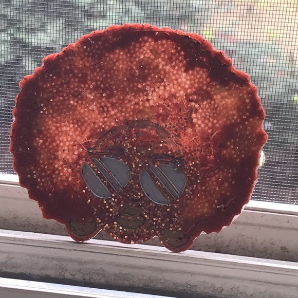 The Hart Collection of Melinated Power. 6 coasters outlined in platinum silver. - Picture 3 of 12